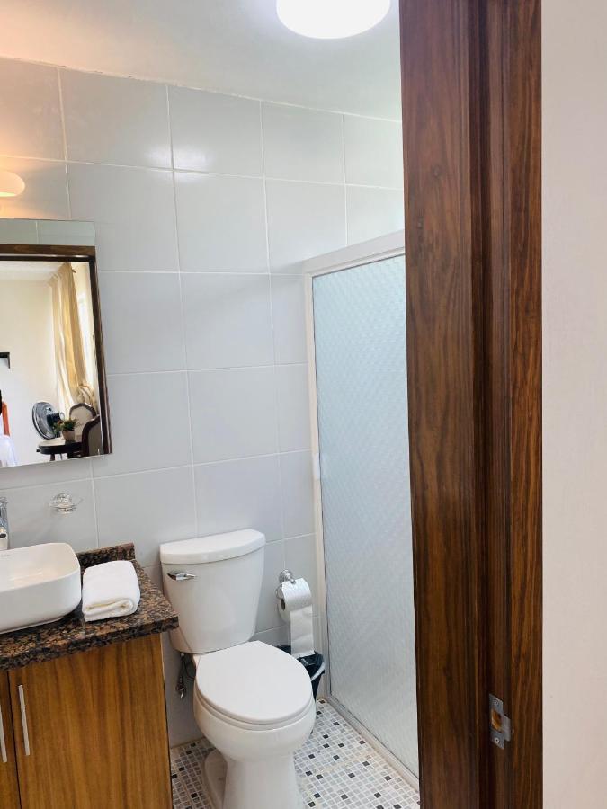 Hostal Guadalajara Cosmopolitan Providencia Bagian luar foto