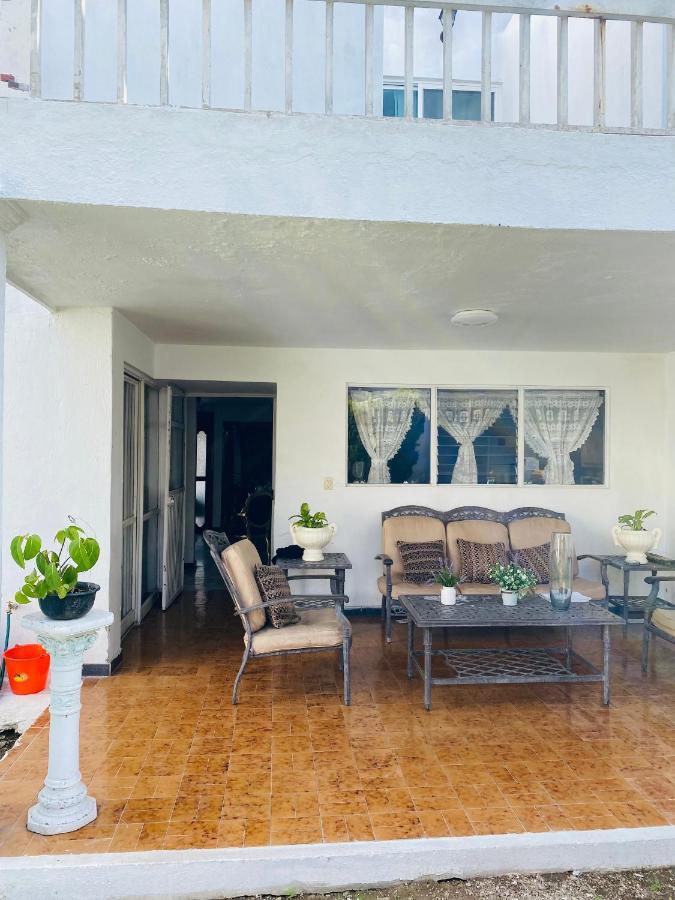 Hostal Guadalajara Cosmopolitan Providencia Bagian luar foto