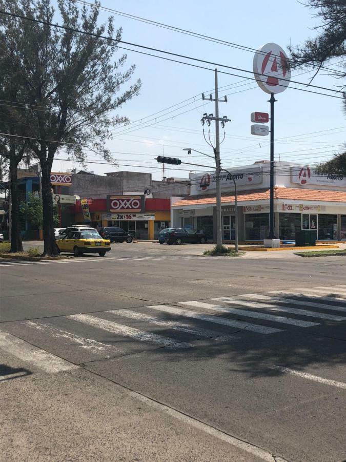 Hostal Guadalajara Cosmopolitan Providencia Bagian luar foto